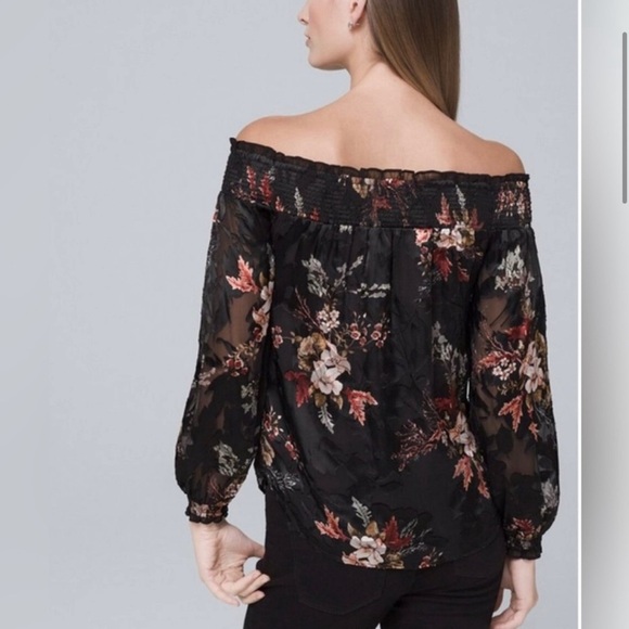 WHBM Shoulder Elastic Blouse - Picture 3 of 8
